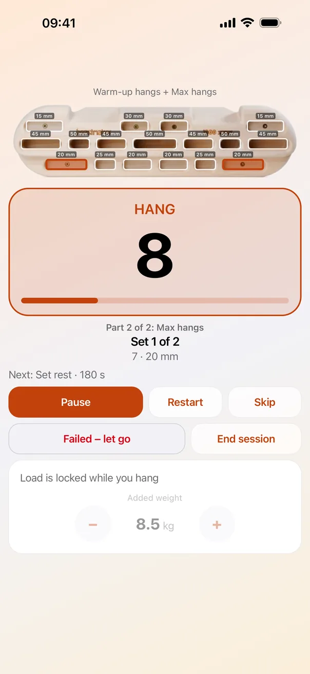 Timer screen mid-hang: the Beastmaker 1000 photo with the 20 mm holds highlighted, a large HANG countdown, set and part progress, and Pause, Restart and Skip buttons.